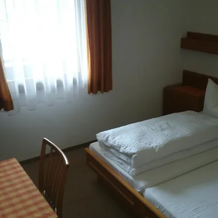 Gasthaus Zur Post 2*